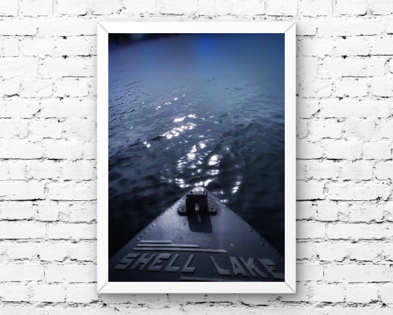 Retro Waters Art Print